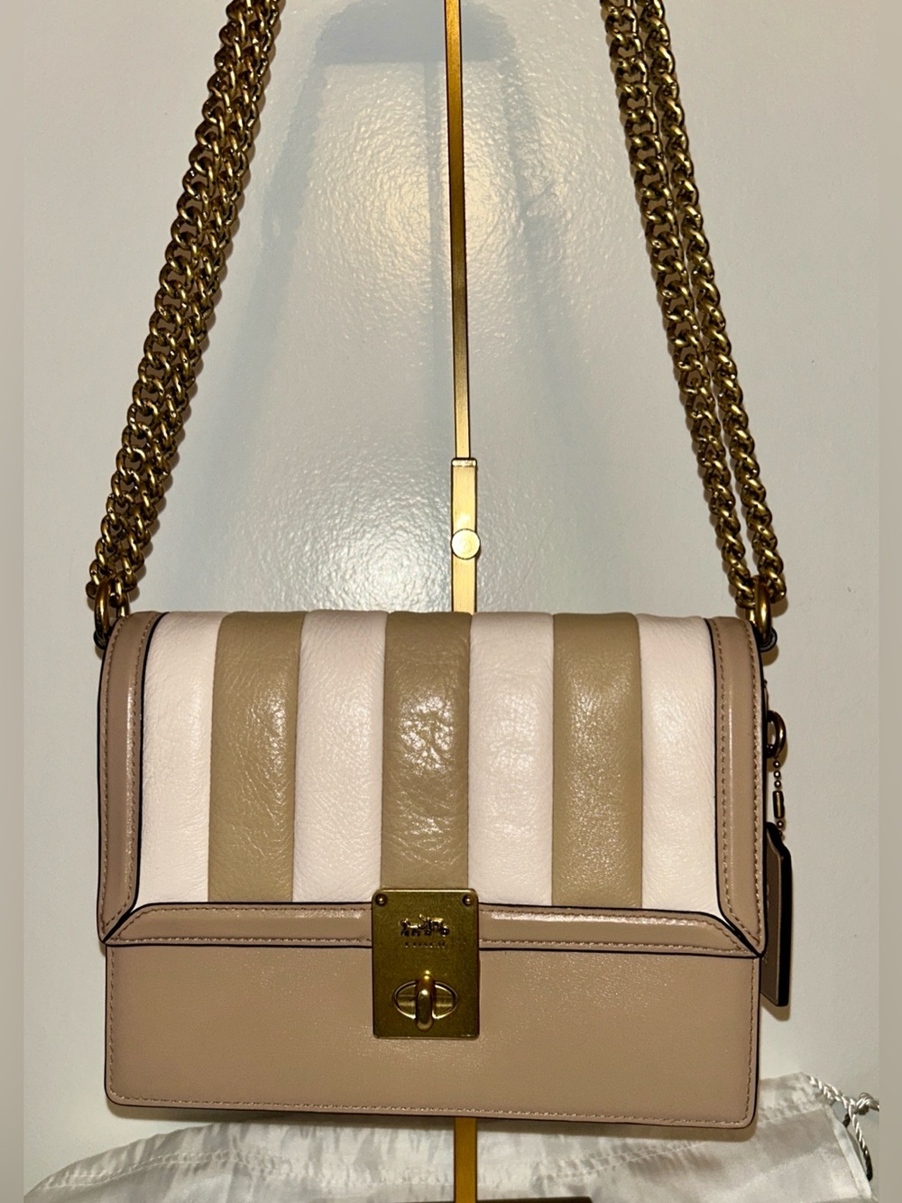 Coach Hutton Shoulder Bag With Colorblock Quilting 739 Like New!